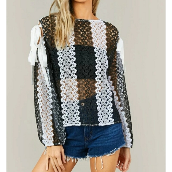 🔥VIVA | Tie Sleeves Lace Top - Picture 4 of 5